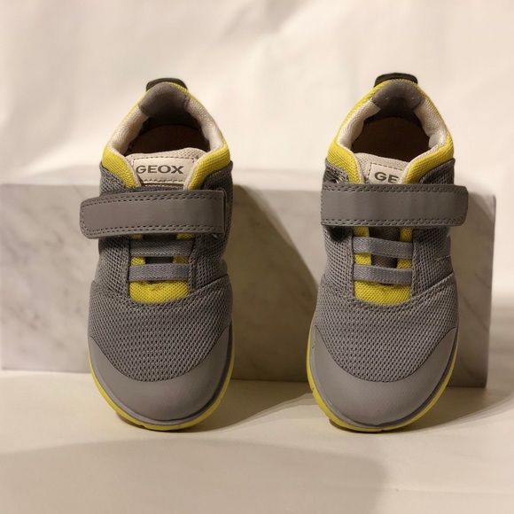 GEOX JR Nebula Boy Sneakers - Picture 3 of 6